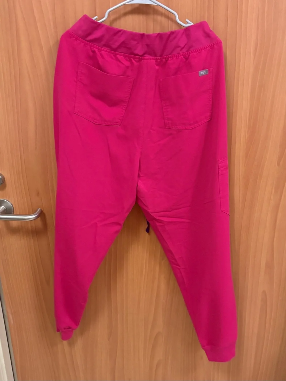Figs Ultra Rose Zamora scrub pants